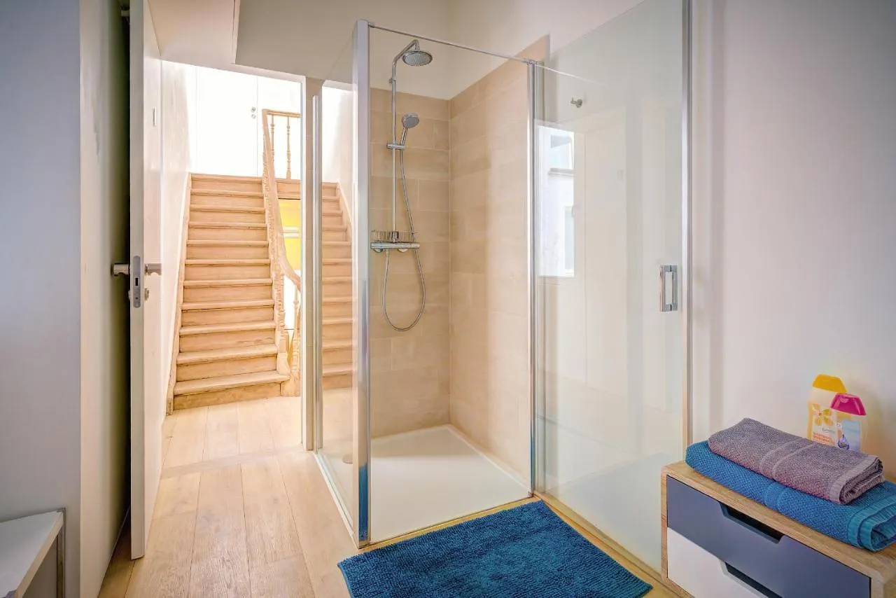 The Bright Stone Lodge. Heart Of Antwerp Apartment